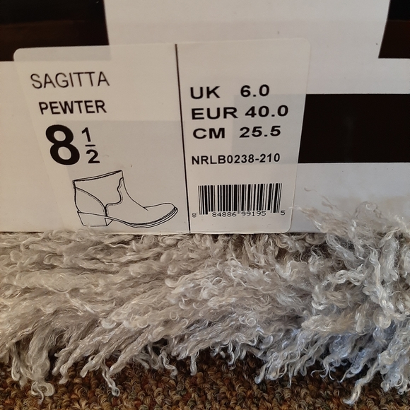 Not Rated Sangitta Pewter boots - Picture 7 of 8